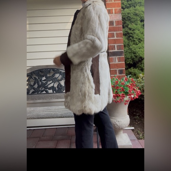 Brown suede and Cream Fur Coat - Picture 8 of 10